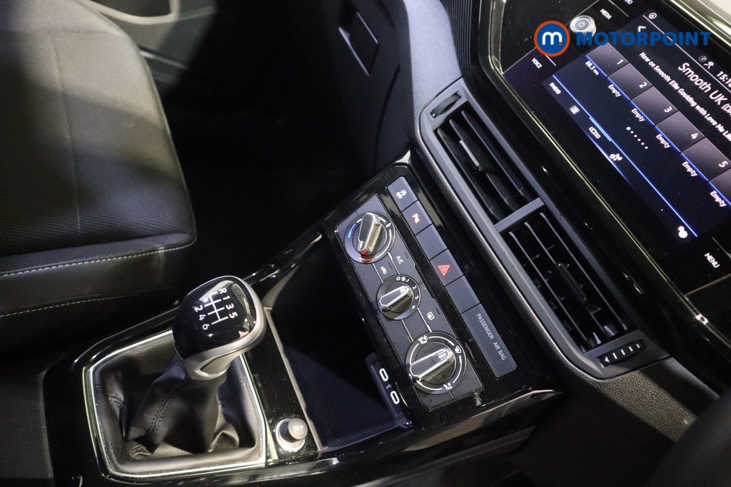 Volkswagen T-Cross Black Edition Manual Petrol SUV - Stock Number (1630461) - 8th supplementary image