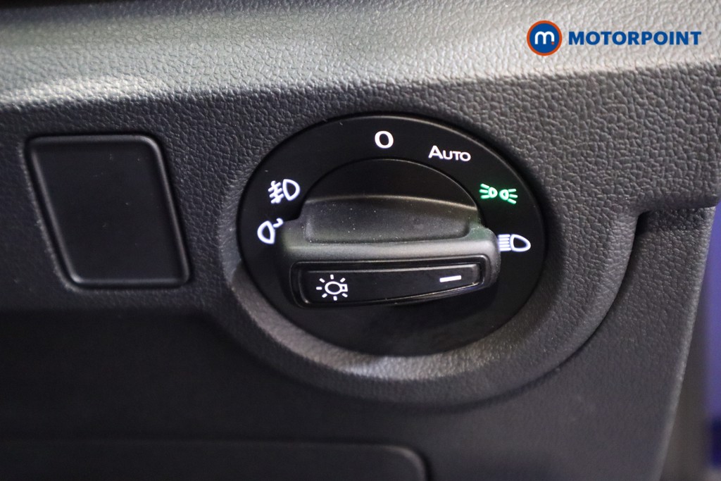 Volkswagen T-Cross Black Edition Manual Petrol SUV - Stock Number (1630461) - 13th supplementary image