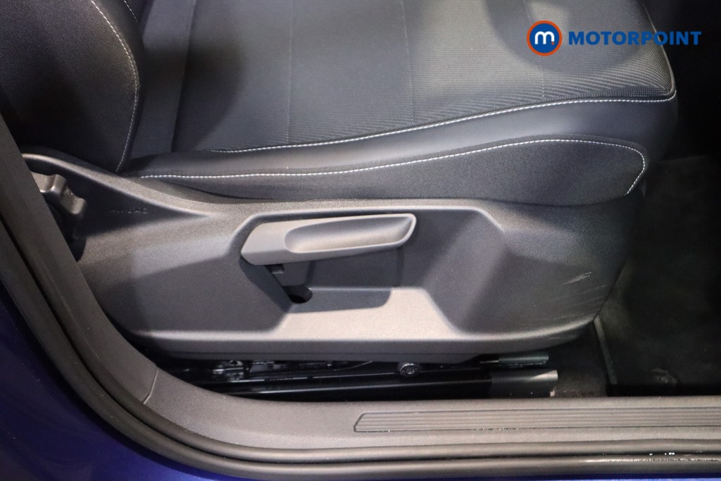 Volkswagen T-Cross Black Edition Manual Petrol SUV - Stock Number (1630461) - 17th supplementary image