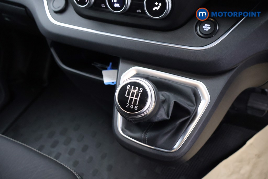 Renault Trafic Extra Sport Manual Diesel Panel Van - Stock Number (1630482) - 13th supplementary image