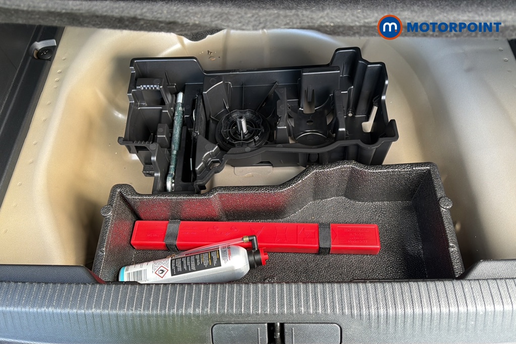 Peugeot 2008 GT Automatic Petrol SUV - Stock Number (1630492) - 33rd supplementary image