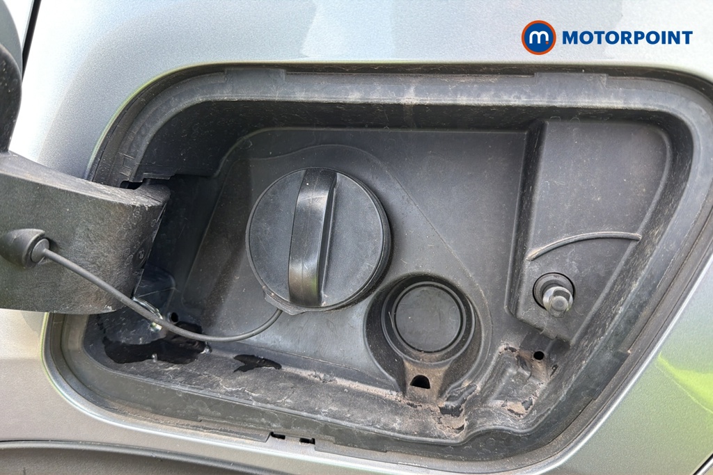 Peugeot 2008 GT Automatic Petrol SUV - Stock Number (1630492) - 41st supplementary image