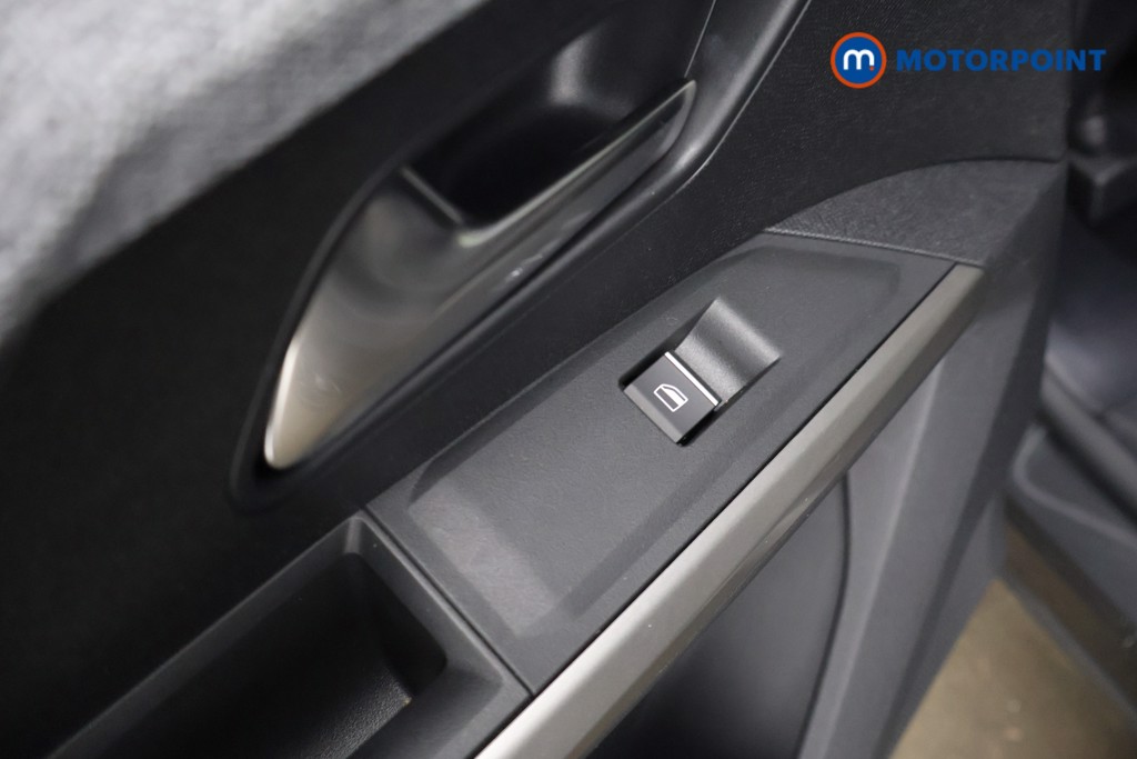 Peugeot 5008 GT Automatic Petrol SUV - Stock Number (1630501) - 30th supplementary image