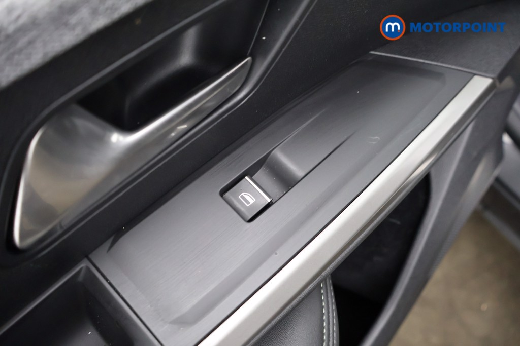 Peugeot 5008 GT Automatic Petrol SUV - Stock Number (1630504) - 32nd supplementary image