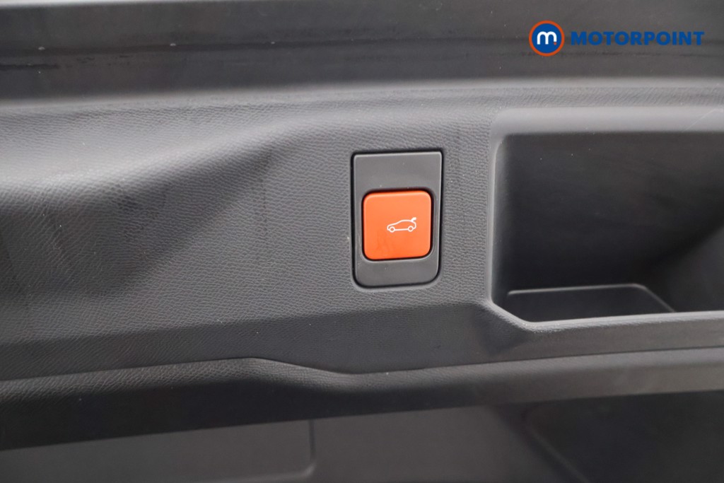 Peugeot 5008 GT Automatic Petrol SUV - Stock Number (1630505) - 27th supplementary image