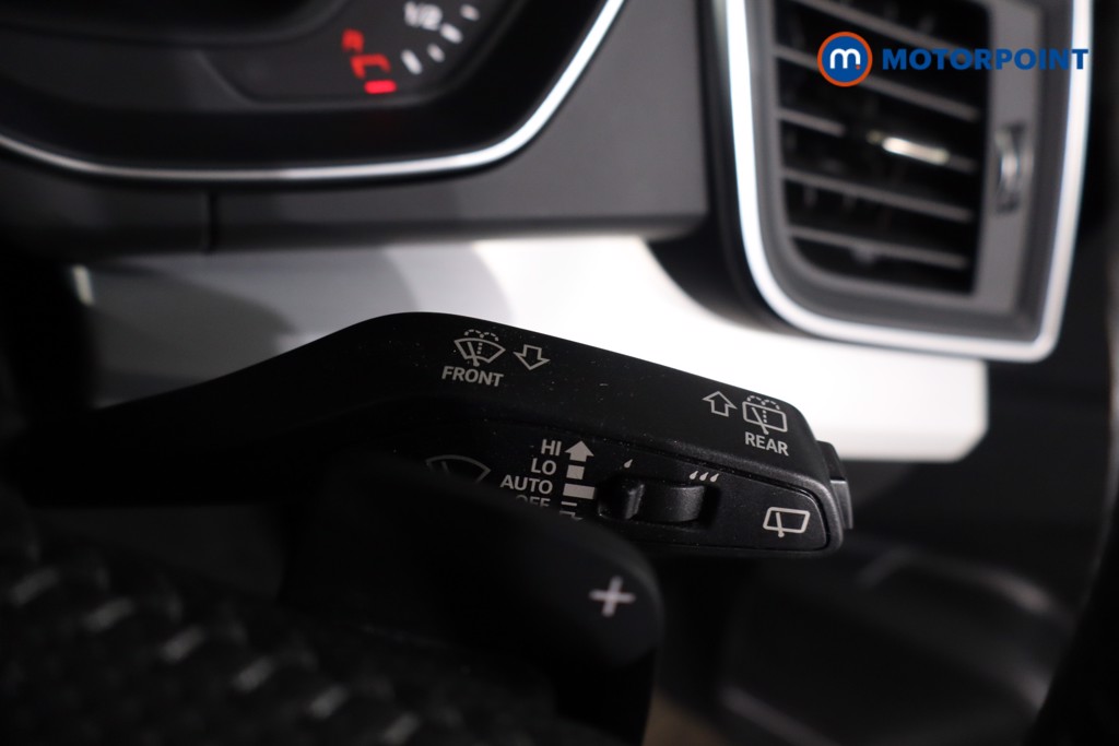 Audi Q5 S Line Automatic Petrol Plug-In Hybrid SUV - Stock Number (1630628) - 17th supplementary image