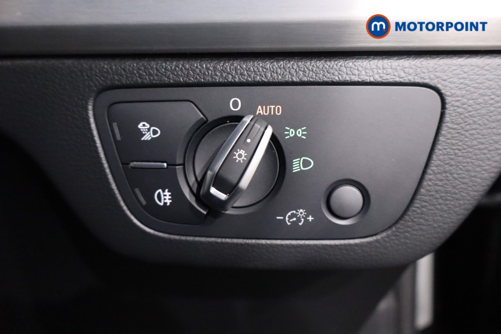 Audi Q5 S Line Automatic Petrol Plug-In Hybrid SUV - Stock Number (1630628) - 18th supplementary image