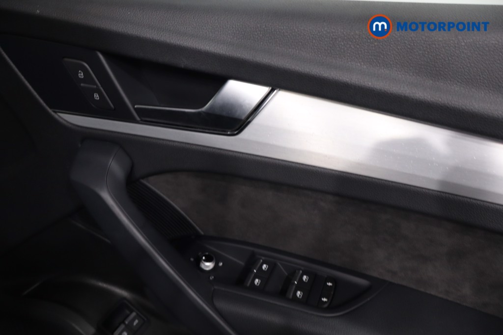 Audi Q5 S Line Automatic Petrol Plug-In Hybrid SUV - Stock Number (1630628) - 29th supplementary image