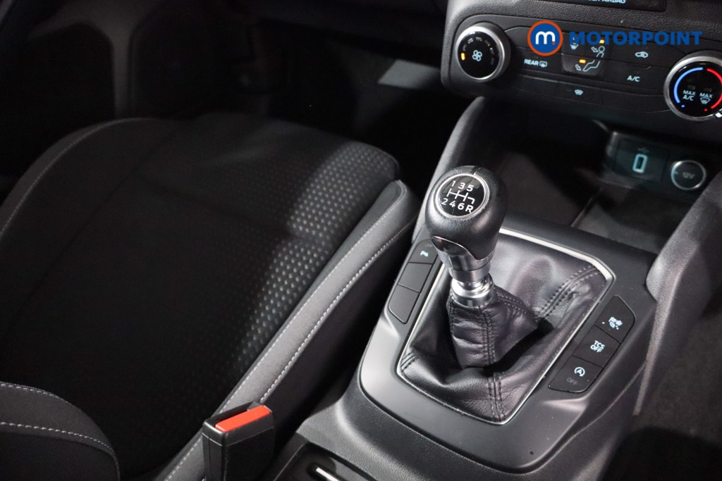 Ford Focus Zetec Manual Petrol Hatchback - Stock Number (1630641) - 20th supplementary image