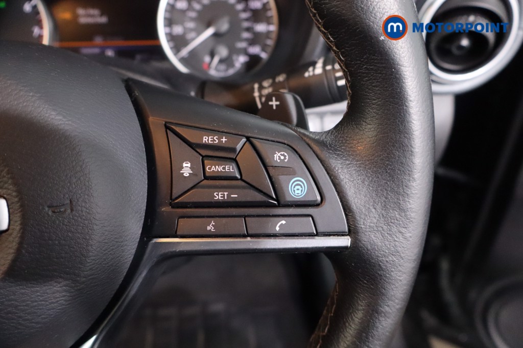 Nissan Juke Tekna Automatic Petrol SUV - Stock Number (1630791) - 8th supplementary image