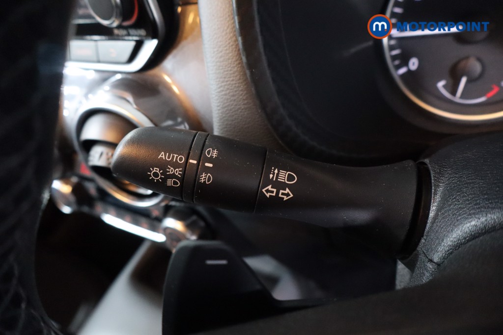 Nissan Juke Tekna Automatic Petrol SUV - Stock Number (1630791) - 15th supplementary image