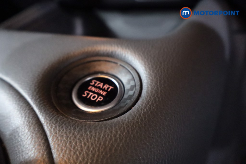 Nissan Juke Tekna Automatic Petrol SUV - Stock Number (1630791) - 22nd supplementary image