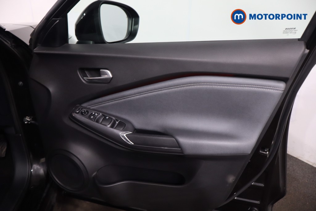 Nissan Juke Tekna Automatic Petrol SUV - Stock Number (1630791) - 24th supplementary image