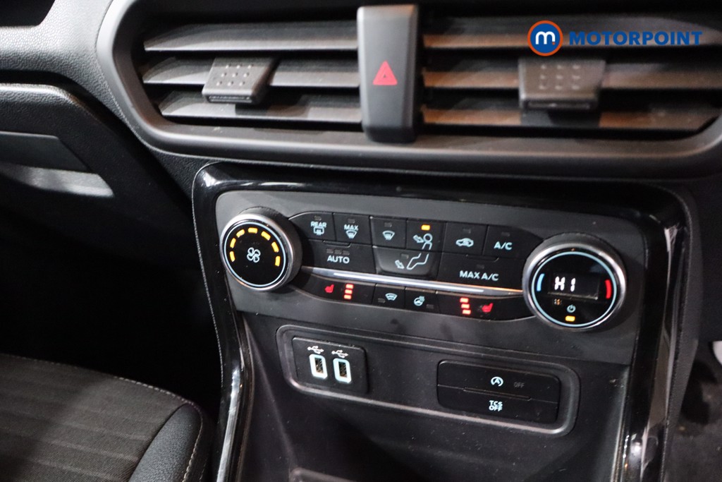 Ford Ecosport Titanium Manual Petrol SUV - Stock Number (1630839) - 21st supplementary image