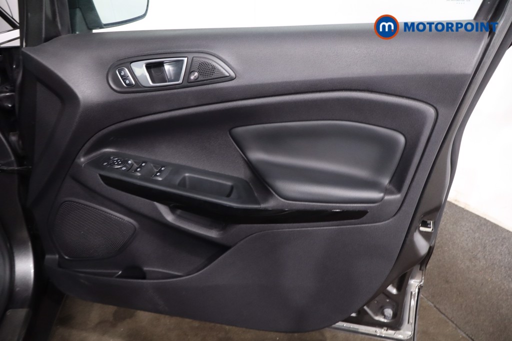Ford Ecosport Titanium Manual Petrol SUV - Stock Number (1630839) - 25th supplementary image