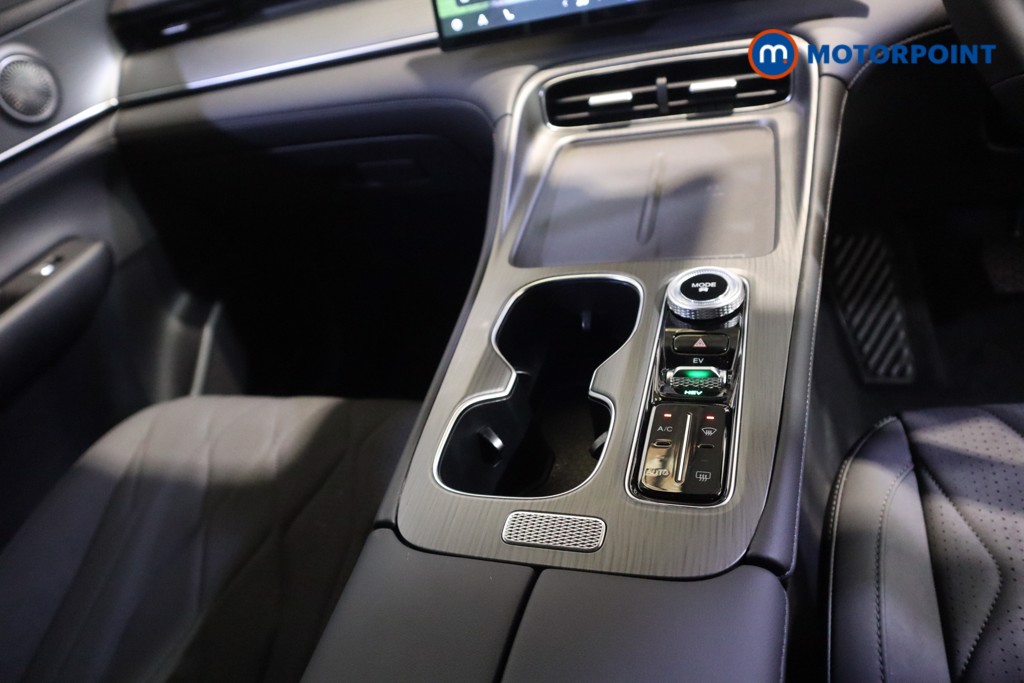 Chery Tiggo 8 Summit Automatic Petrol Plug-In Hybrid SUV - Stock Number (1630877) - 6th supplementary image