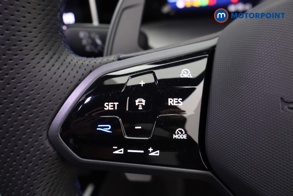 Volkswagen Golf R Automatic Petrol Hatchback - Stock Number (1630886) - 7th supplementary image