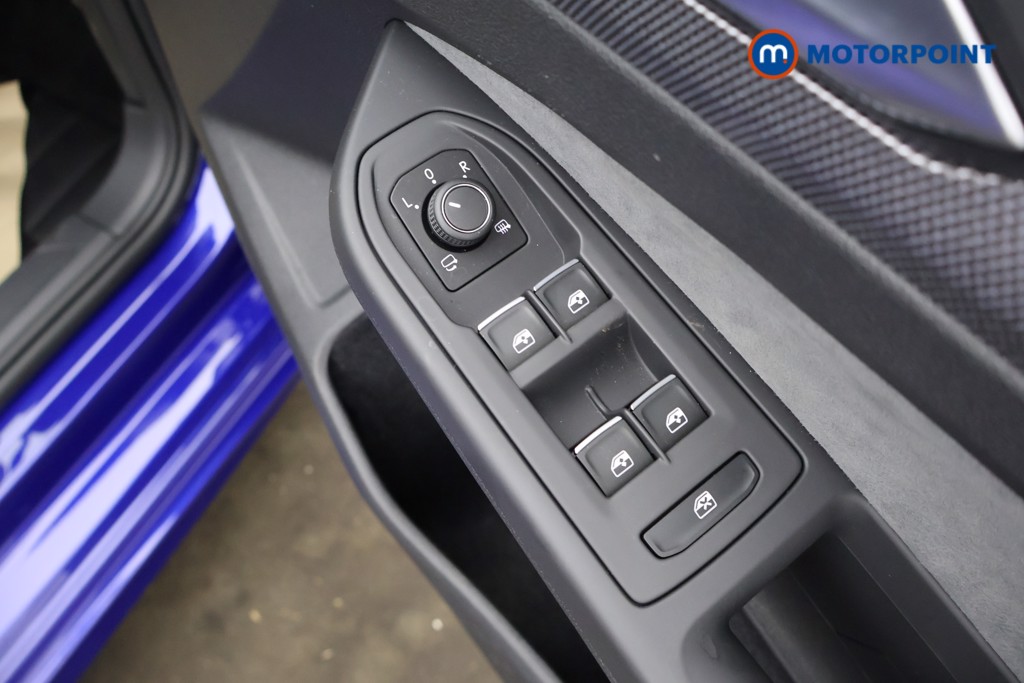 Volkswagen Golf R Automatic Petrol Hatchback - Stock Number (1630886) - 20th supplementary image