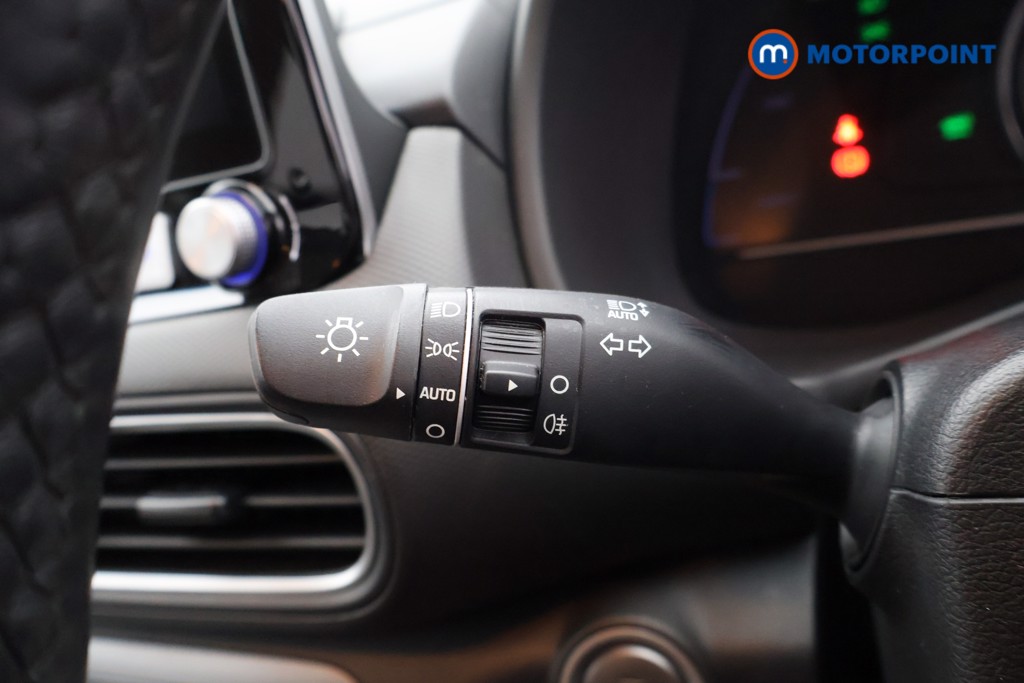 Hyundai Kona Premium Se Automatic Electric SUV - Stock Number (1630976) - 12th supplementary image