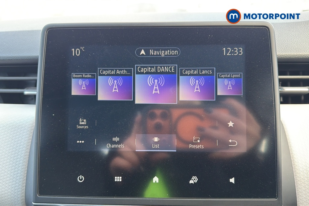 Renault Clio Se Edition Manual Petrol Hatchback - Stock Number (1630981) - 8th supplementary image