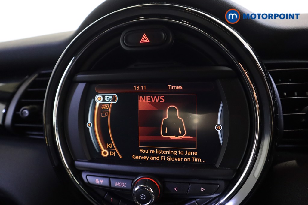 Mini Hatchback Cooper Manual Petrol Hatchback - Stock Number (1630991) - 2nd supplementary image