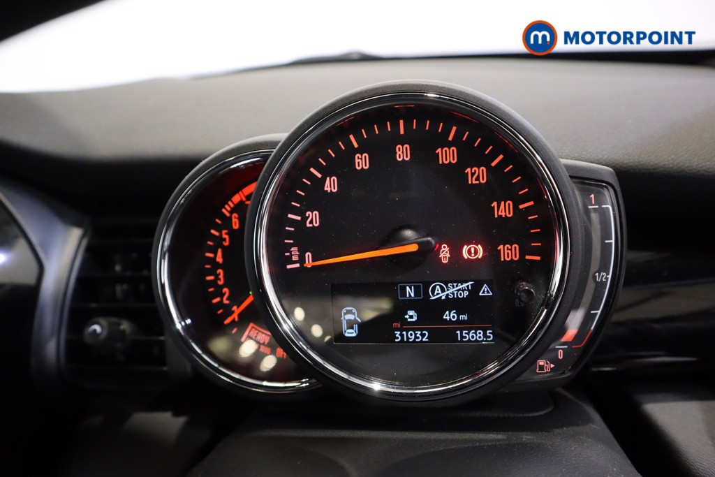 Mini Hatchback Cooper Manual Petrol Hatchback - Stock Number (1630991) - 4th supplementary image