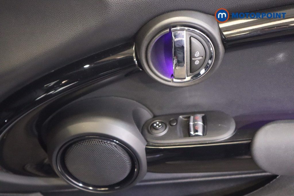 Mini Hatchback Cooper Manual Petrol Hatchback - Stock Number (1630991) - 10th supplementary image