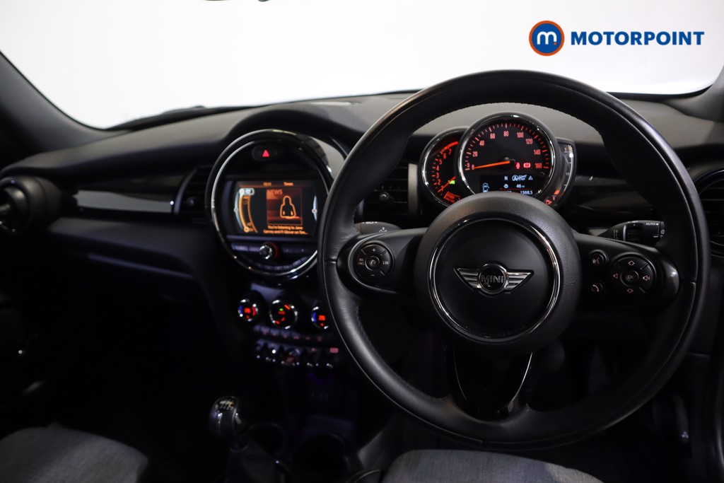 Mini Hatchback Cooper Manual Petrol Hatchback - Stock Number (1630991) - 1st supplementary image