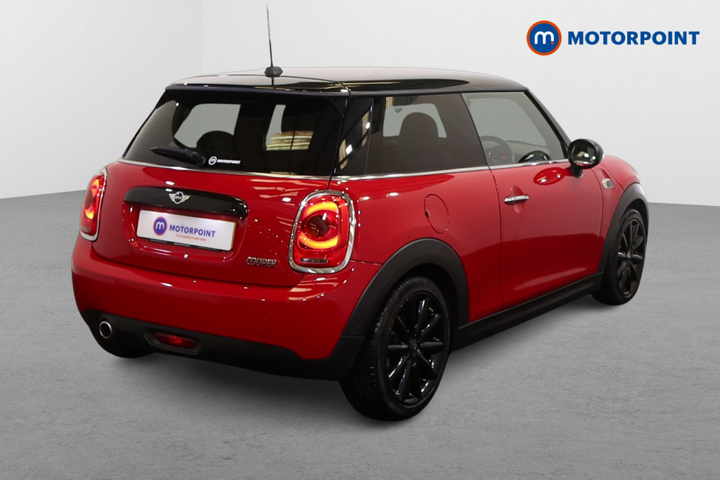 Mini Hatchback Cooper Manual Petrol Hatchback - Stock Number (1630991) - Drivers side rear corner