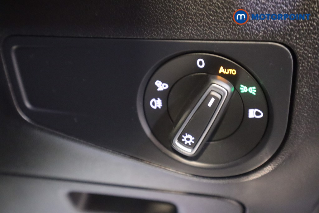 Volkswagen Tiguan Elegance Automatic Petrol SUV - Stock Number (1631068) - 12th supplementary image