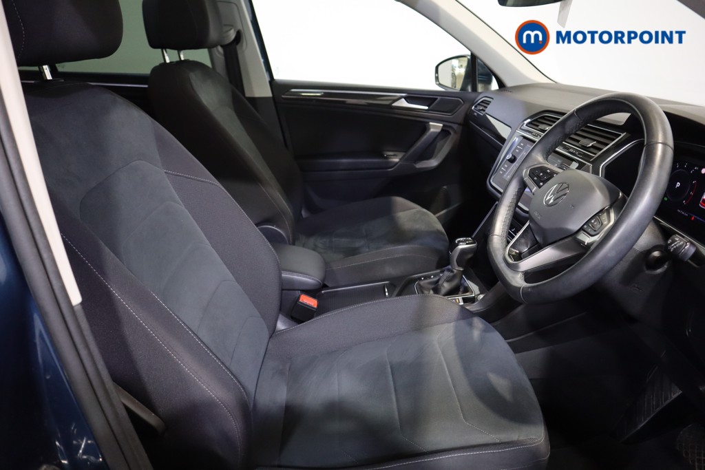 Volkswagen Tiguan Elegance Automatic Petrol SUV - Stock Number (1631068) - 17th supplementary image