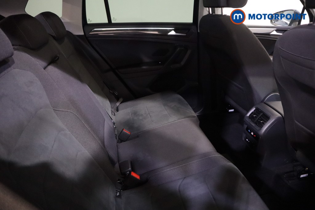 Volkswagen Tiguan Elegance Automatic Petrol SUV - Stock Number (1631068) - 18th supplementary image