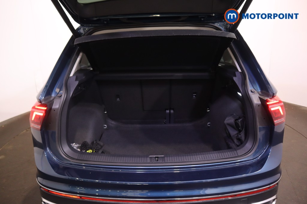 Volkswagen Tiguan Elegance Automatic Petrol SUV - Stock Number (1631068) - 20th supplementary image