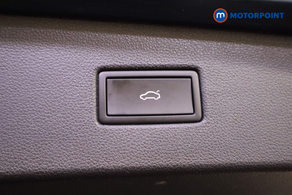 Volkswagen Tiguan Elegance Automatic Petrol SUV - Stock Number (1631068) - 21st supplementary image