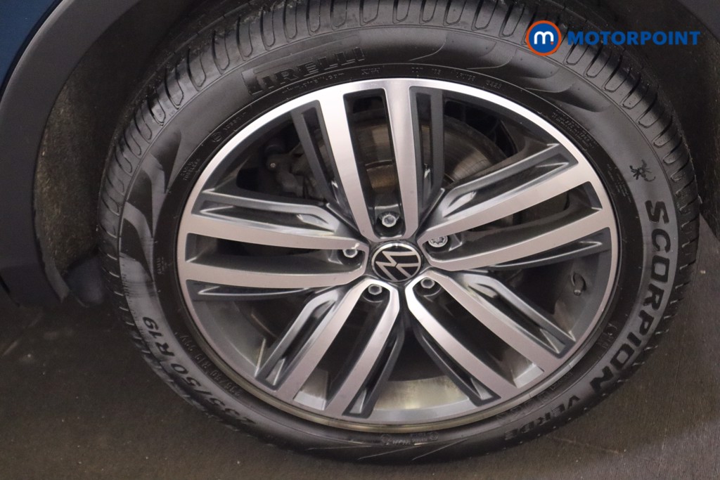 Volkswagen Tiguan Elegance Automatic Petrol SUV - Stock Number (1631068) - 23rd supplementary image