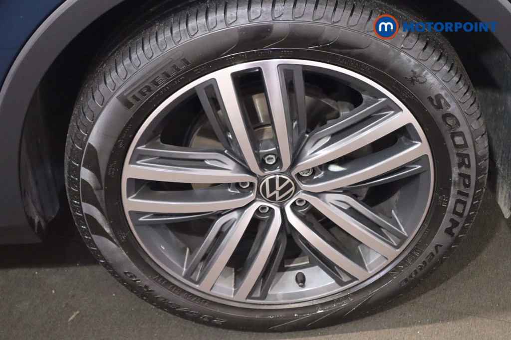 Volkswagen Tiguan Elegance Automatic Petrol SUV - Stock Number (1631068) - 25th supplementary image