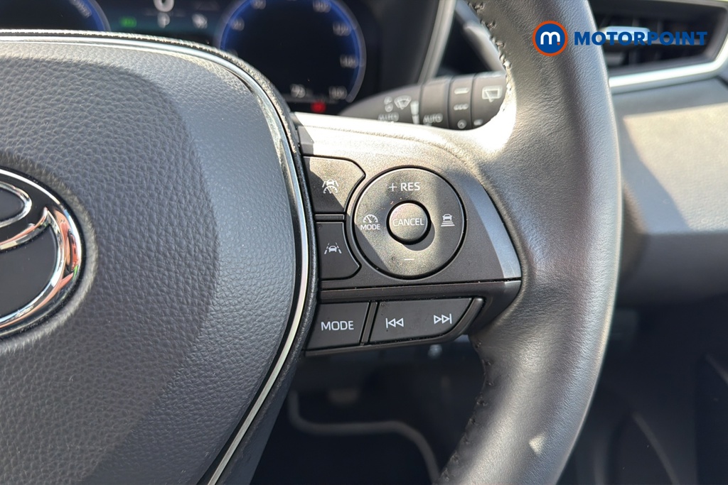 Toyota Corolla Excel Automatic Petrol-Electric Hybrid Hatchback - Stock Number (1631567) - 3rd supplementary image