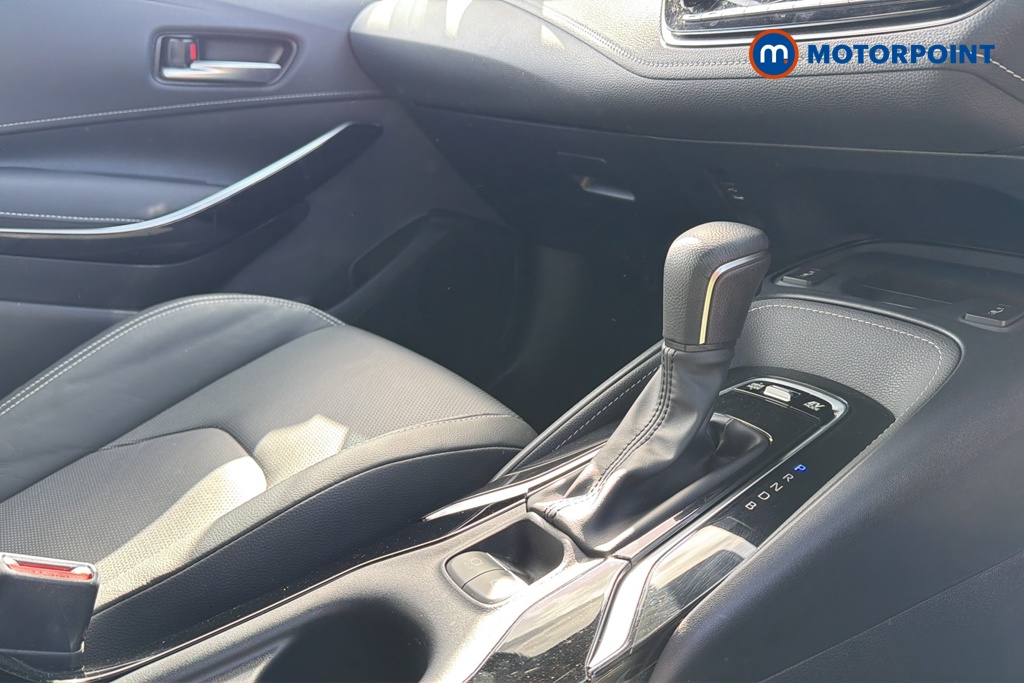 Toyota Corolla Excel Automatic Petrol-Electric Hybrid Hatchback - Stock Number (1631567) - 15th supplementary image