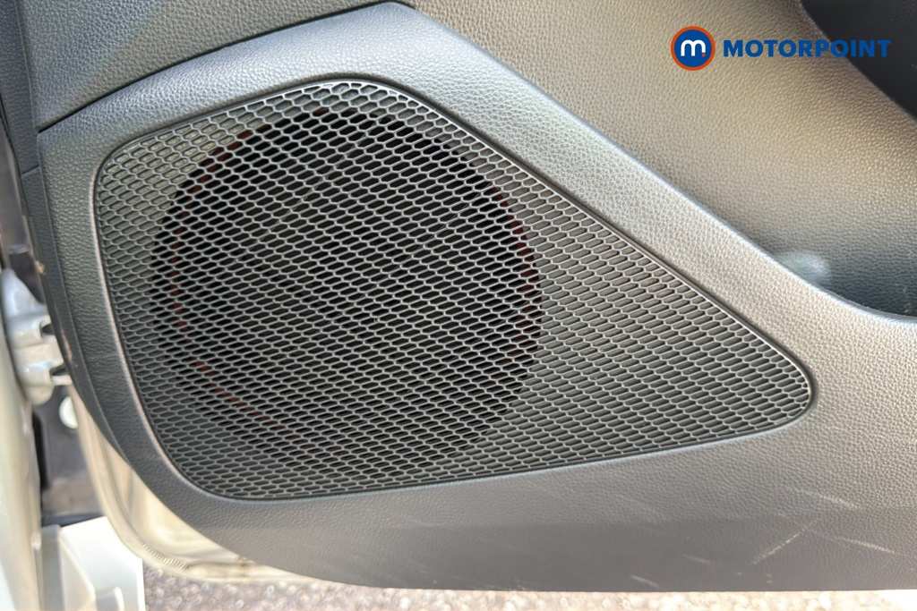 Toyota Corolla Excel Automatic Petrol-Electric Hybrid Hatchback - Stock Number (1631567) - 21st supplementary image