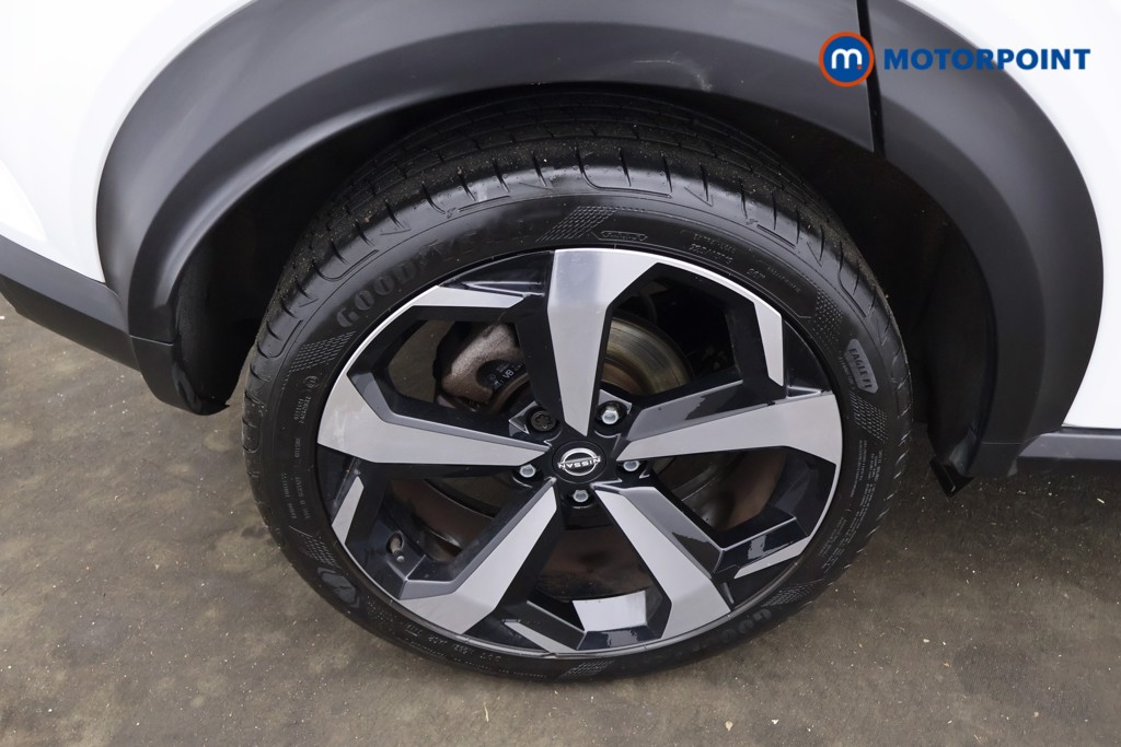Nissan Juke Tekna Automatic Petrol-Electric Hybrid SUV - Stock Number (1597250) - 3rd supplementary image