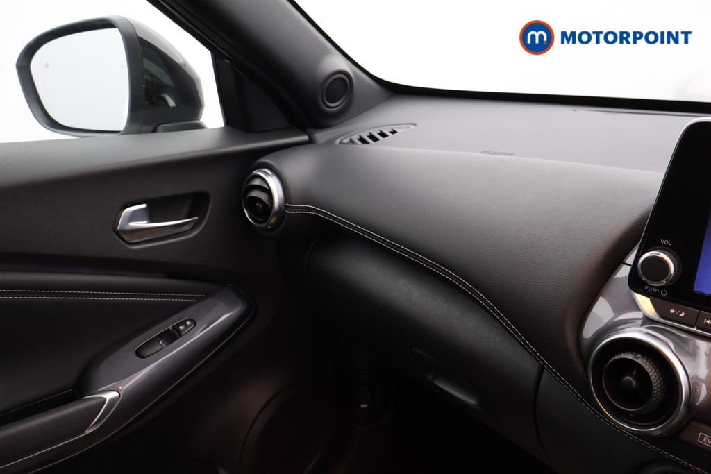 Nissan Juke Tekna Automatic Petrol-Electric Hybrid SUV - Stock Number (1597250) - 10th supplementary image