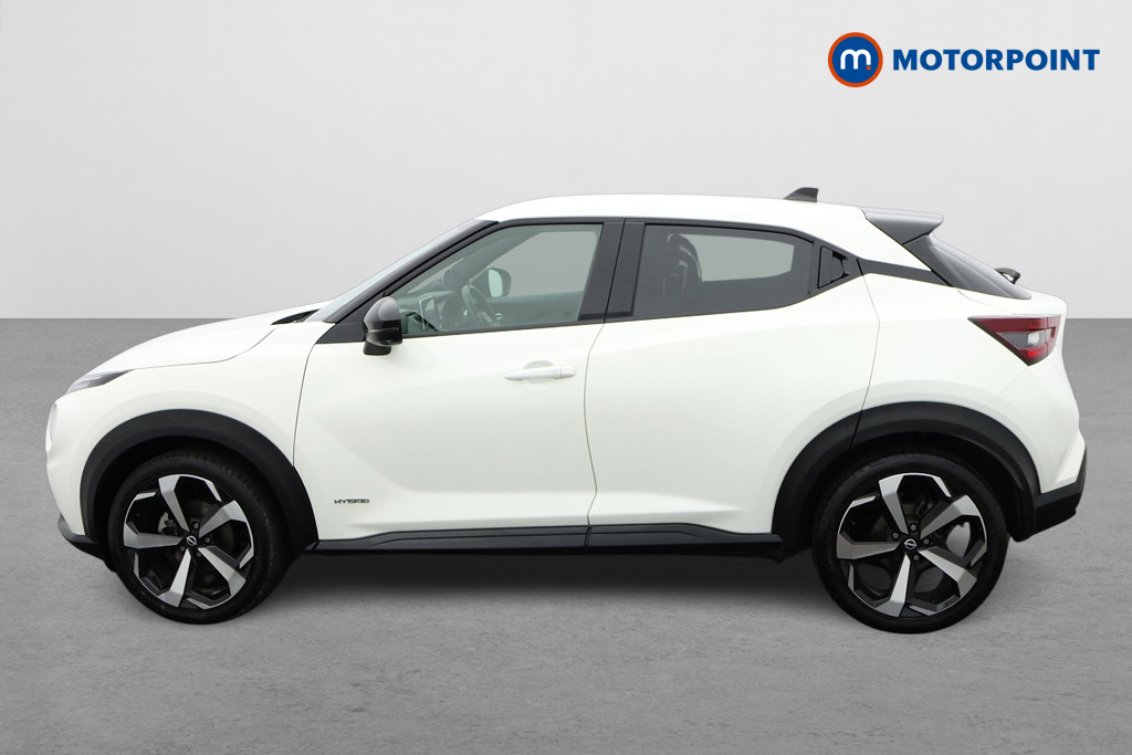 Nissan Juke Tekna Automatic Petrol-Electric Hybrid SUV - Stock Number (1597250) - Passenger side