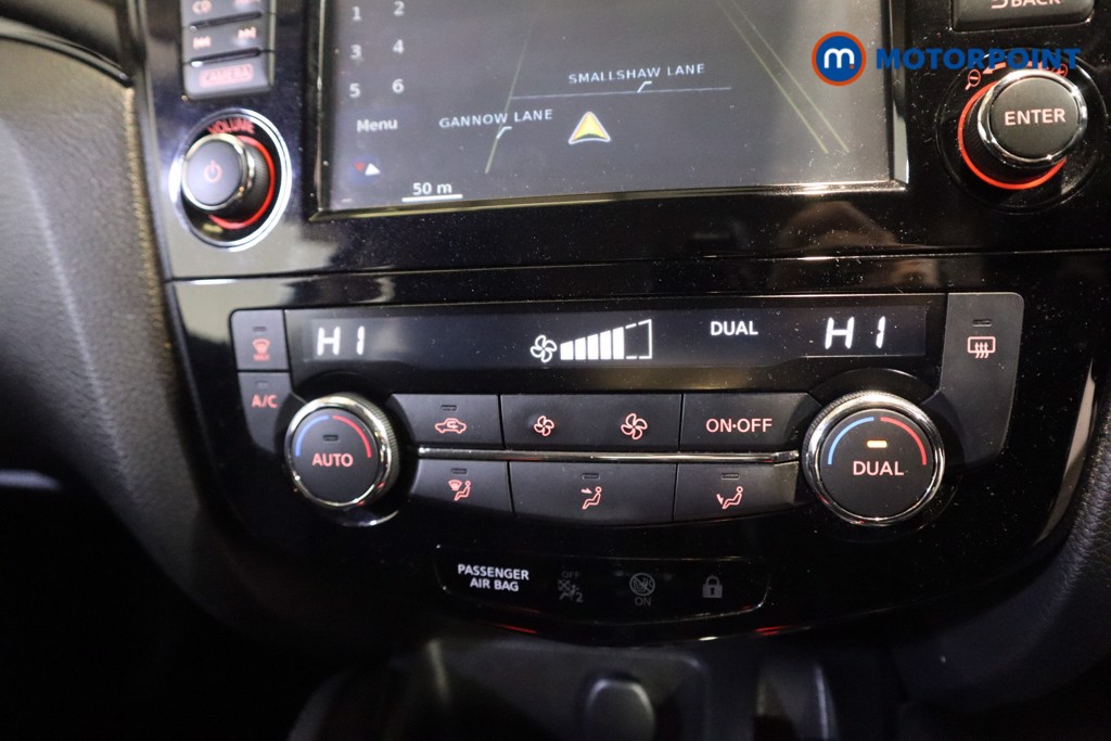 Nissan Qashqai Acenta Premium Manual Diesel SUV - Stock Number (1610023) - 5th supplementary image
