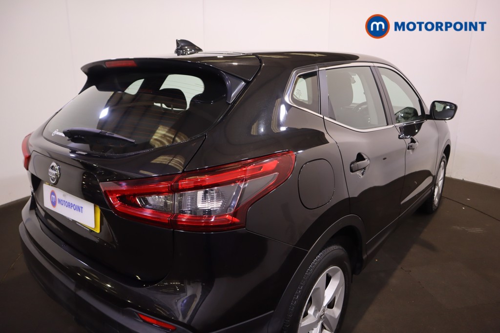 Nissan Qashqai Acenta Premium Manual Diesel SUV - Stock Number (1610023) - 27th supplementary image