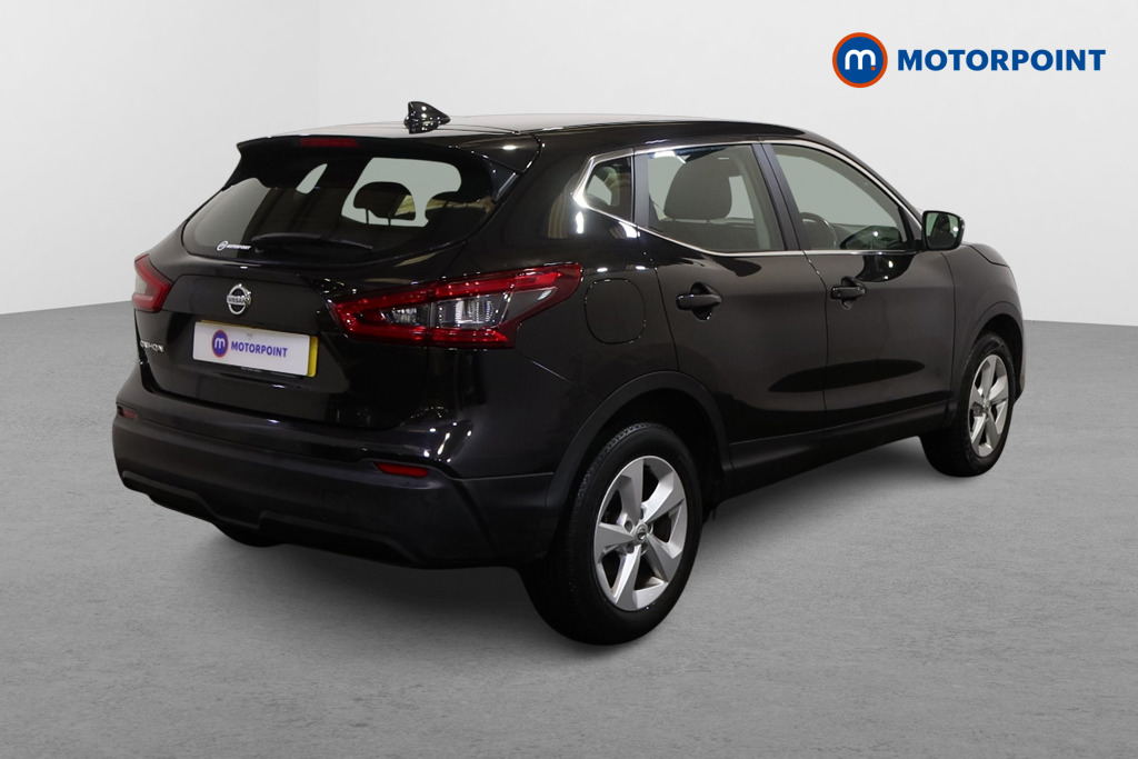 Nissan Qashqai Acenta Premium Manual Diesel SUV - Stock Number (1610023) - Drivers side rear corner