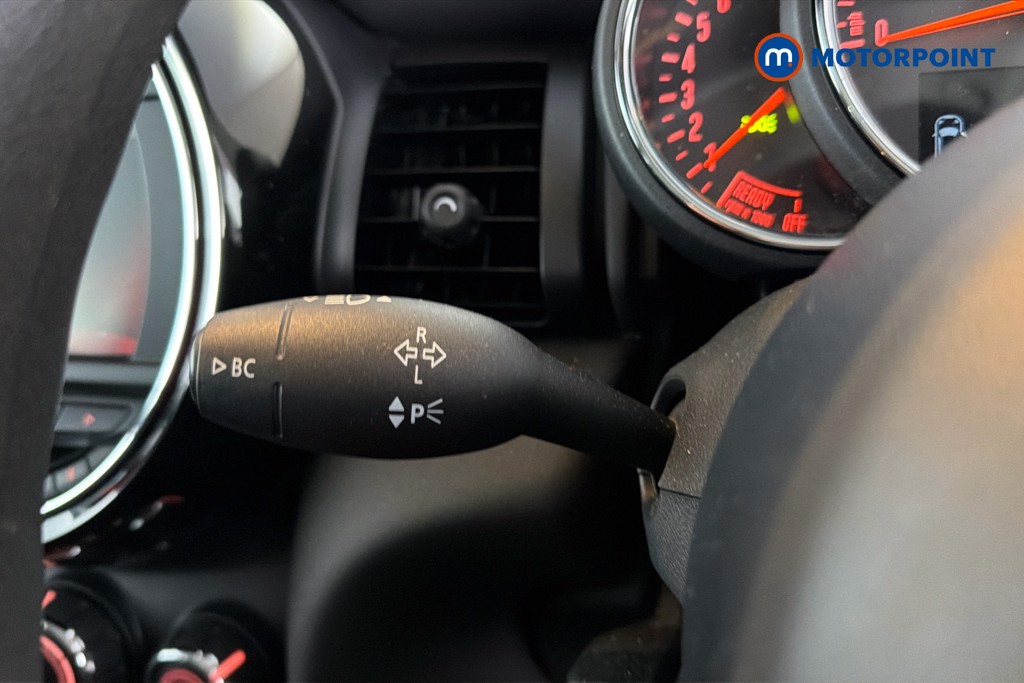 Mini Hatchback One Classic Manual Petrol Hatchback - Stock Number (1610069) - 6th supplementary image