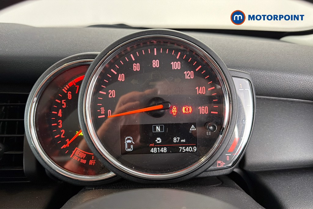 Mini Hatchback One Classic Manual Petrol Hatchback - Stock Number (1610069) - 8th supplementary image