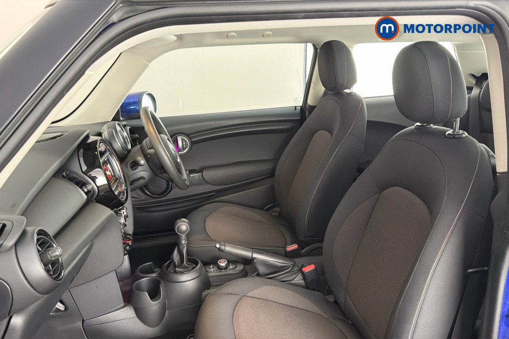 Mini Hatchback One Classic Manual Petrol Hatchback - Stock Number (1610069) - 22nd supplementary image