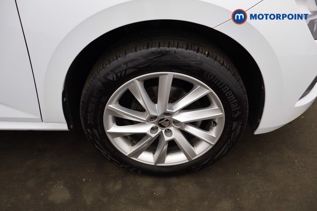 Skoda Kamiq SE Manual Petrol SUV - Stock Number (1610200) - 4th supplementary image