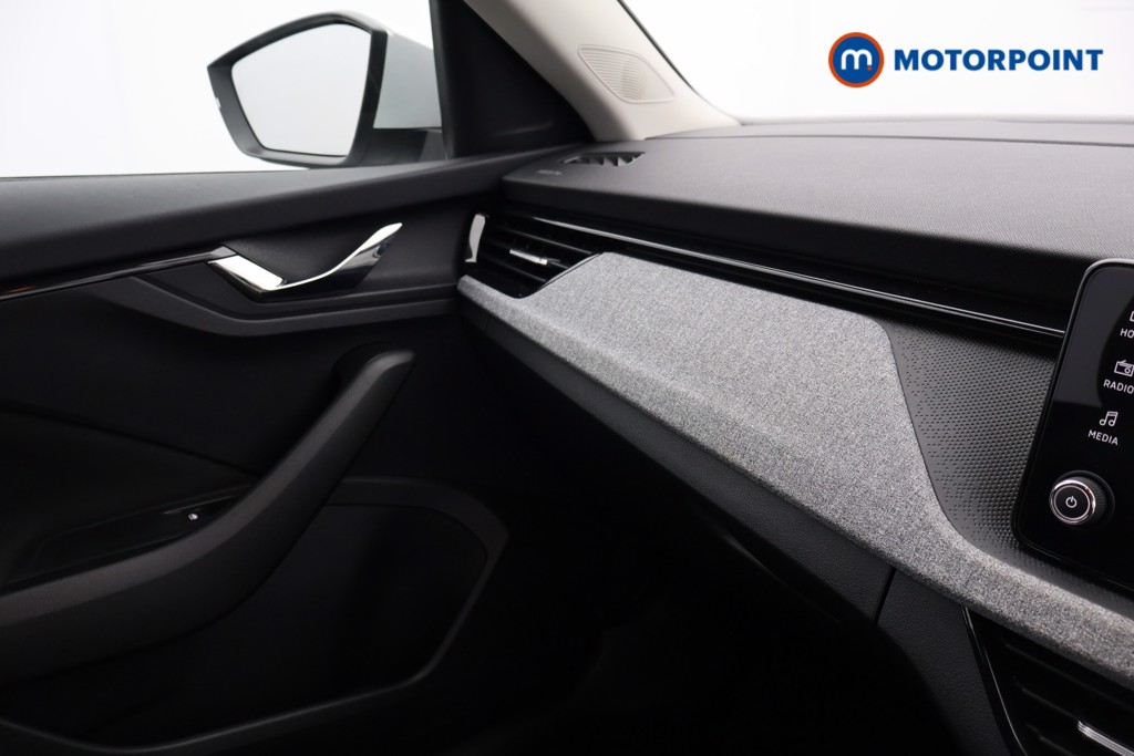 Skoda Kamiq SE Manual Petrol SUV - Stock Number (1610200) - 10th supplementary image